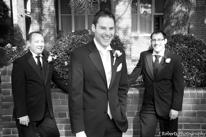 B&W of groom with his groomsmen - wedding photography sydney